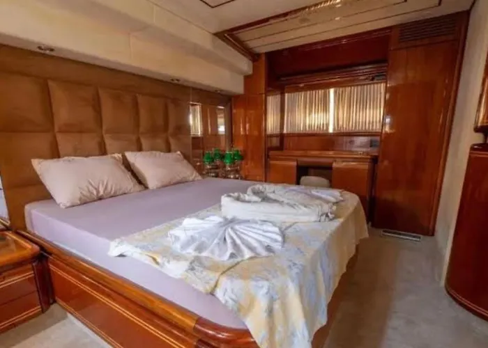 보트호텔 Hans Beys Yatch *